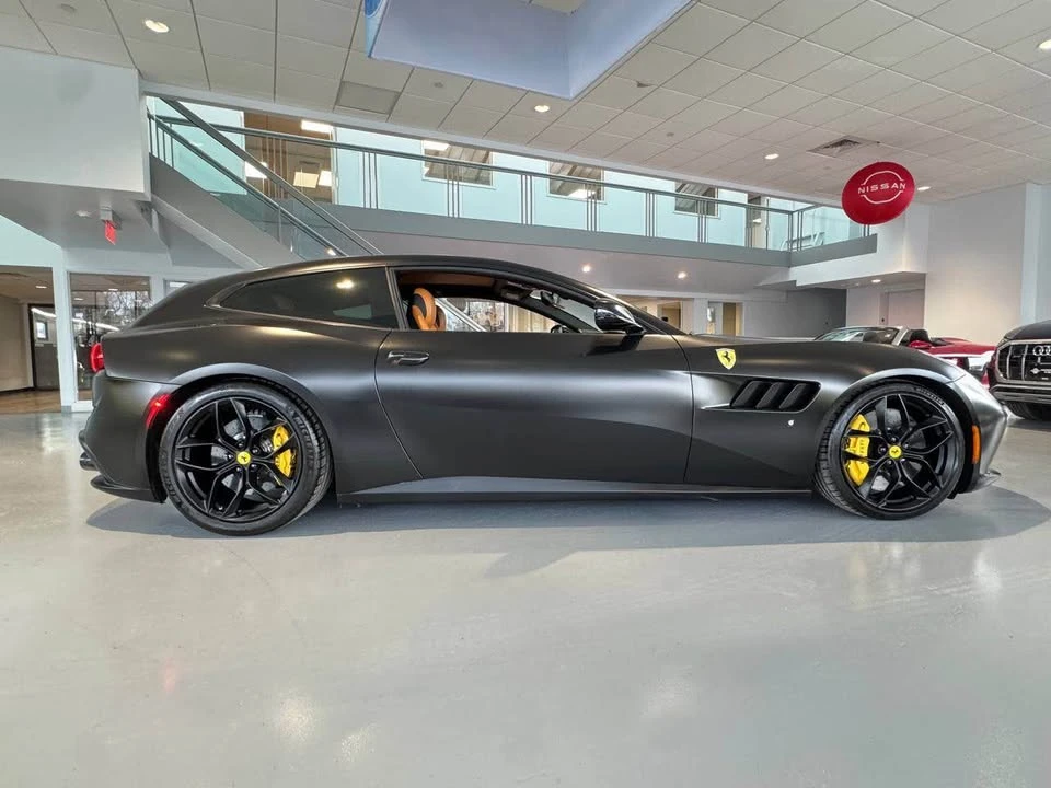 2018 Ferrari GTC4Lusso T - Image 3 of 10