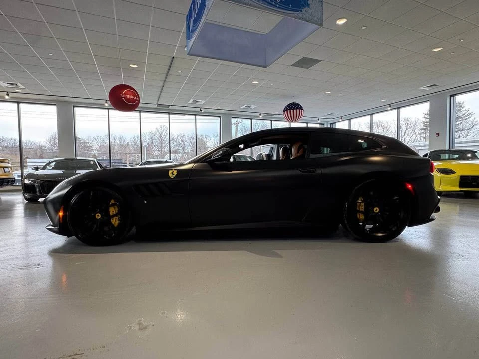 2018 Ferrari GTC4Lusso T - Image 2 of 10