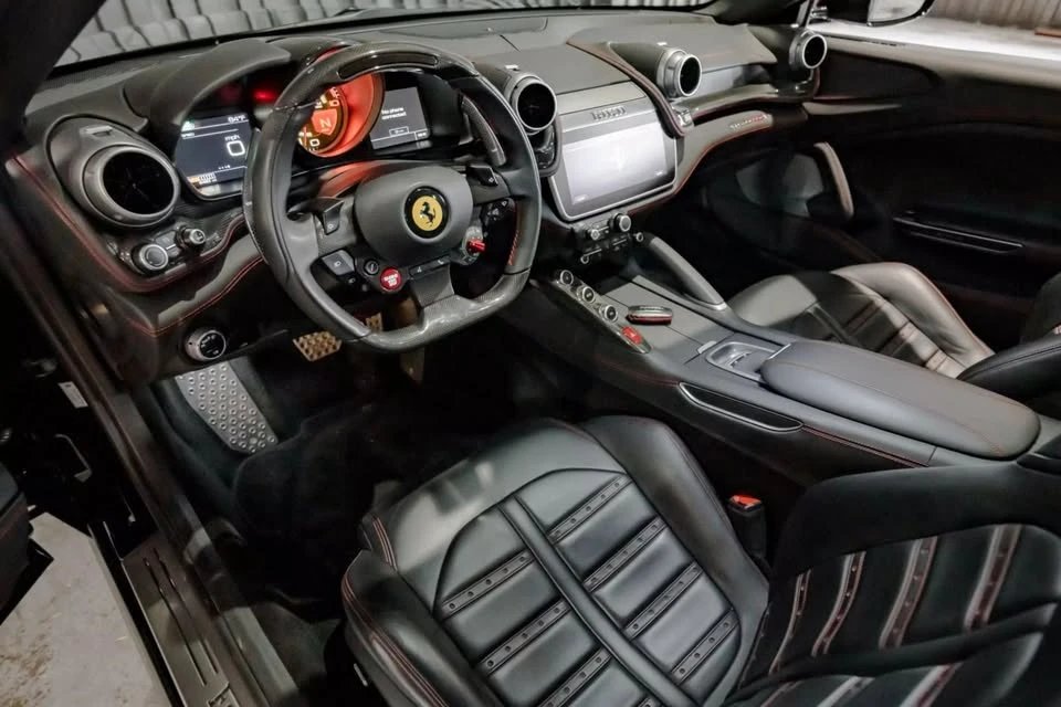 2018 Ferrari GTC4Lusso - Image 12 of 20