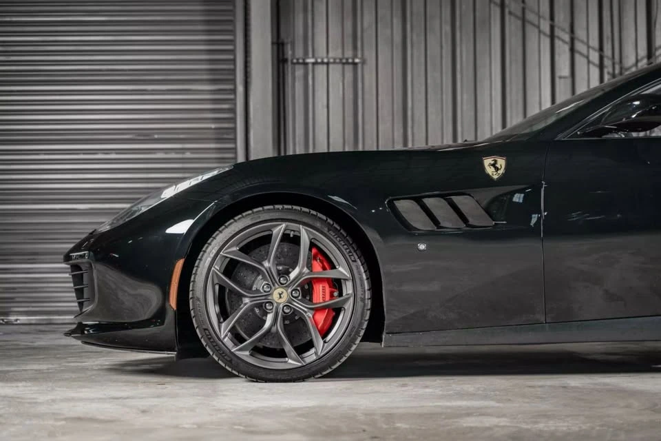 2018 Ferrari GTC4Lusso - Image 5 of 20