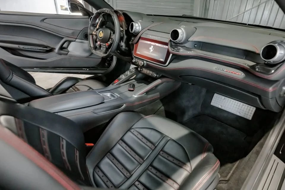 2018 Ferrari GTC4Lusso - Image 5 of 20