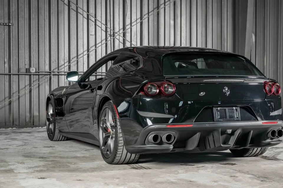 2018 Ferrari GTC4Lusso - Image 16 of 20