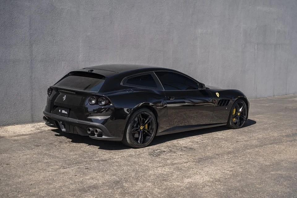 2018 Ferrari GTC4Lusso - Image 4 of 19