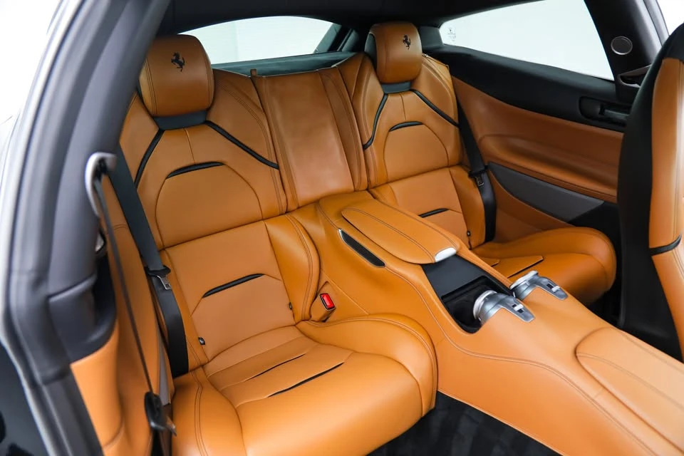 2018 Ferrari GTC4Lusso - Image 8 of 8
