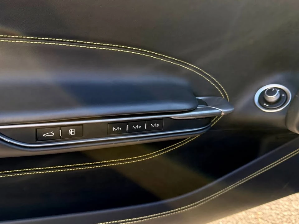 2018 Ferrari GTC4Lusso - Image 14 of 20