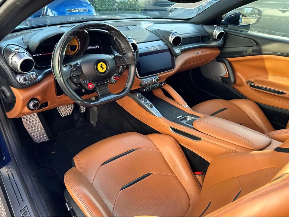 2018 Ferrari GTC4Lusso - Image 9 of 10