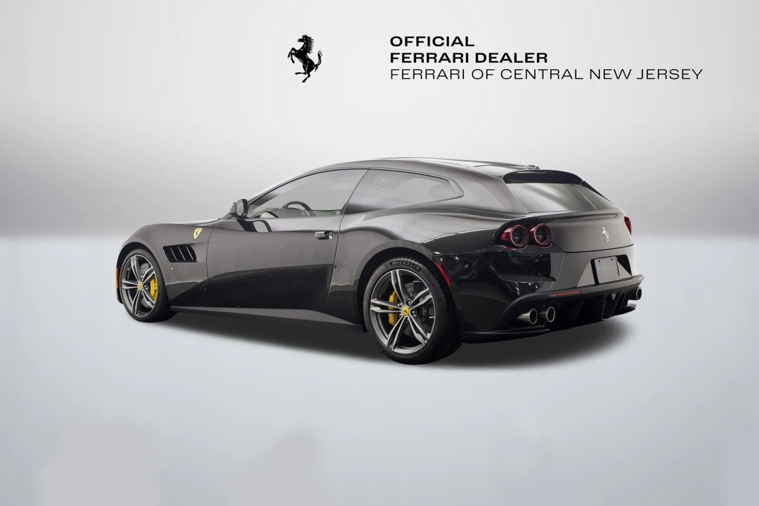 2018 Ferrari GTC4Lusso - Image 5 of 6