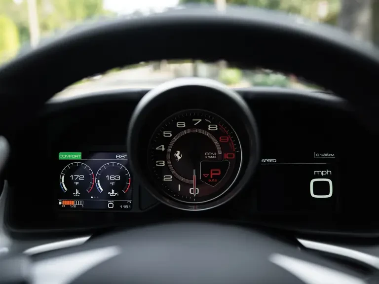 2018 Ferrari GTC4Lusso - Image 12 of 31