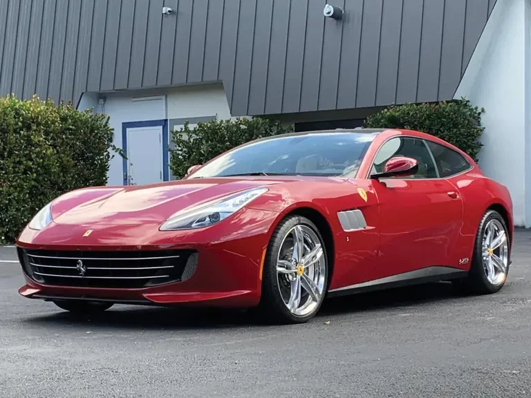 2018 Ferrari GTC4Lusso - Image 2 of 17