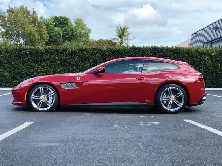 2018 Ferrari GTC4Lusso - Image 6 of 17