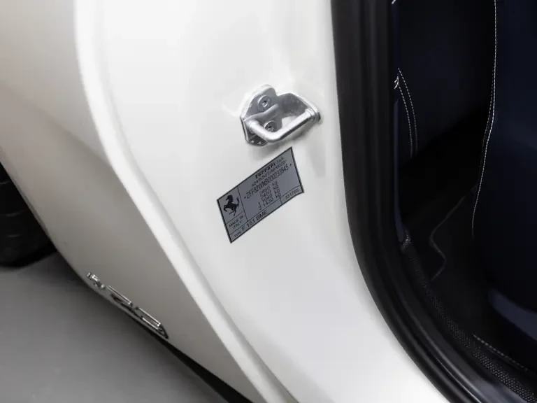 2018 Ferrari GTC4Lusso - Image 25 of 31