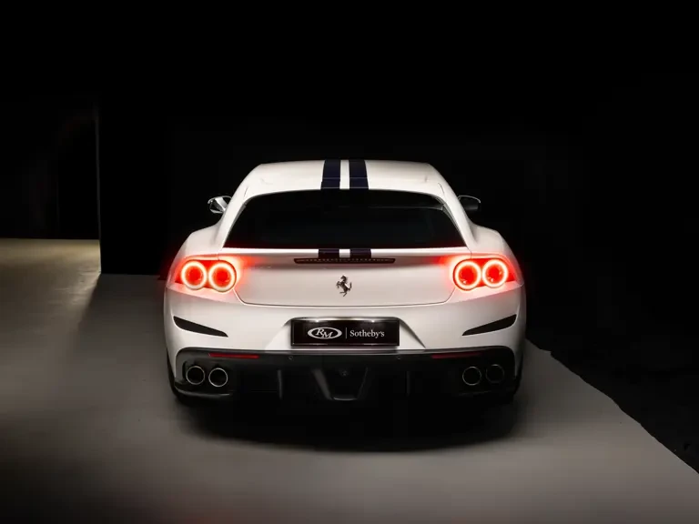 2018 Ferrari GTC4Lusso - Image 9 of 31
