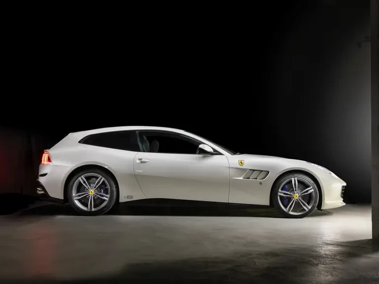 2018 Ferrari GTC4Lusso - Image 6 of 31