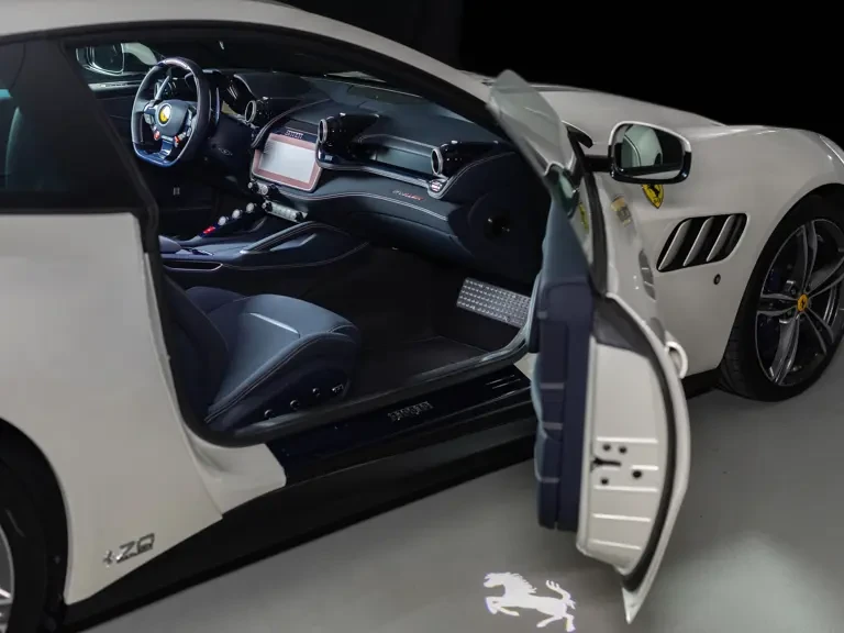 2018 Ferrari GTC4Lusso - Image 26 of 31