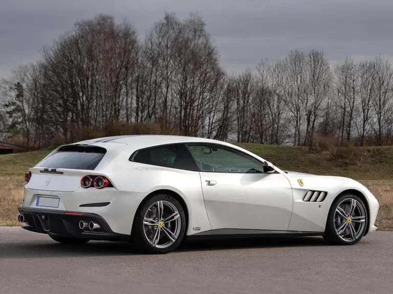 2018 Ferrari GTC4Lusso - Image 3 of 31