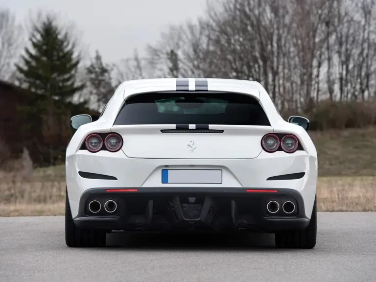 2018 Ferrari GTC4Lusso - Image 9 of 31