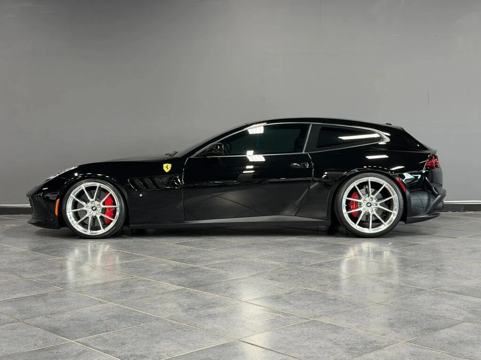 2018 Ferrari GTC4Lusso - Image 11 of 31