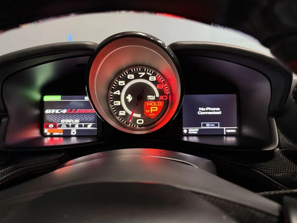 2018 Ferrari GTC4Lusso - Image 17 of 31