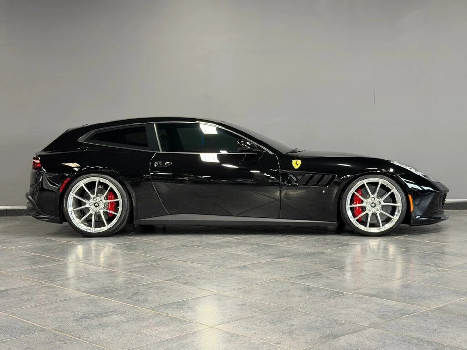 2018 Ferrari GTC4Lusso - Image 5 of 31