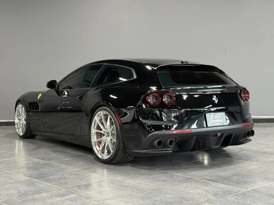 2018 Ferrari GTC4Lusso - Image 10 of 31