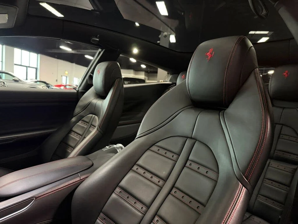 2018 Ferrari GTC4Lusso - Image 25 of 31
