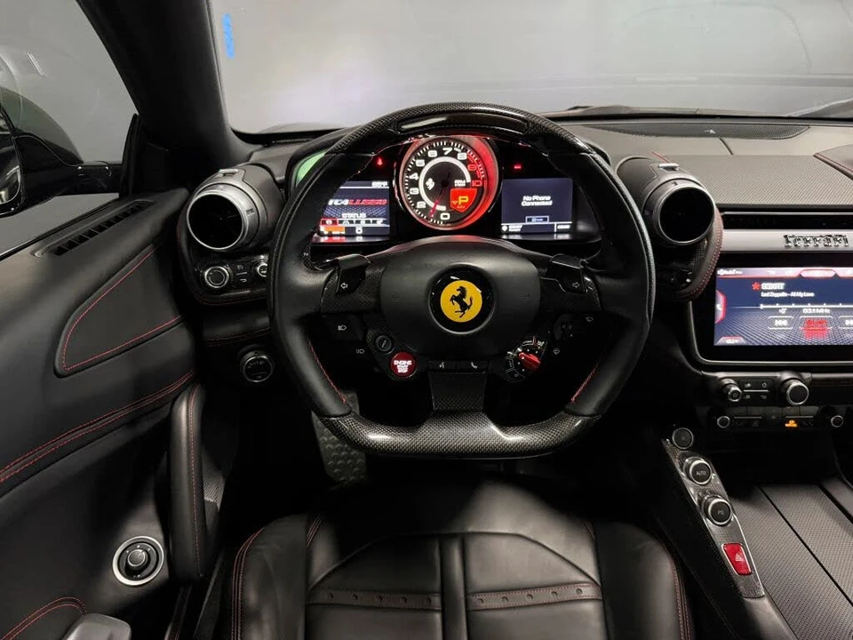 2018 Ferrari GTC4Lusso - Image 15 of 31