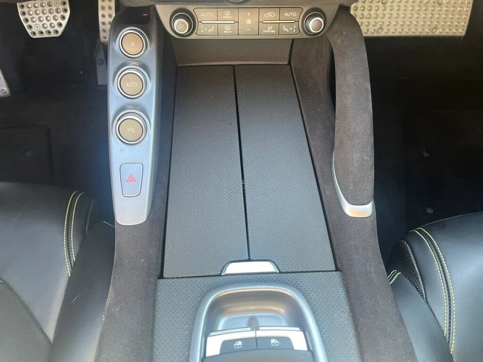 2018 Ferrari GTC4Lusso - Image 21 of 31