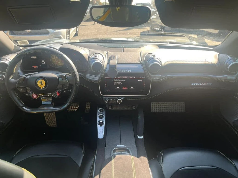 2018 Ferrari GTC4Lusso - Image 24 of 31