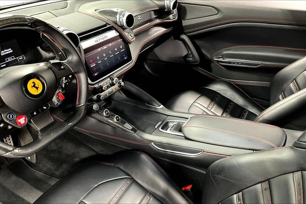2018 Ferrari GTC4Lusso - Image 17 of 31