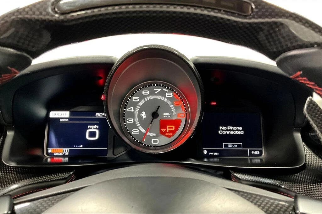 2018 Ferrari GTC4Lusso - Image 14 of 31