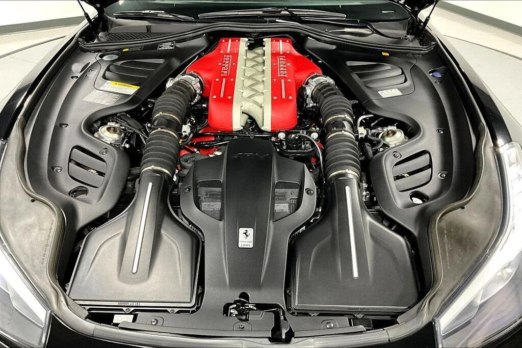 2018 Ferrari GTC4Lusso - Image 28 of 31