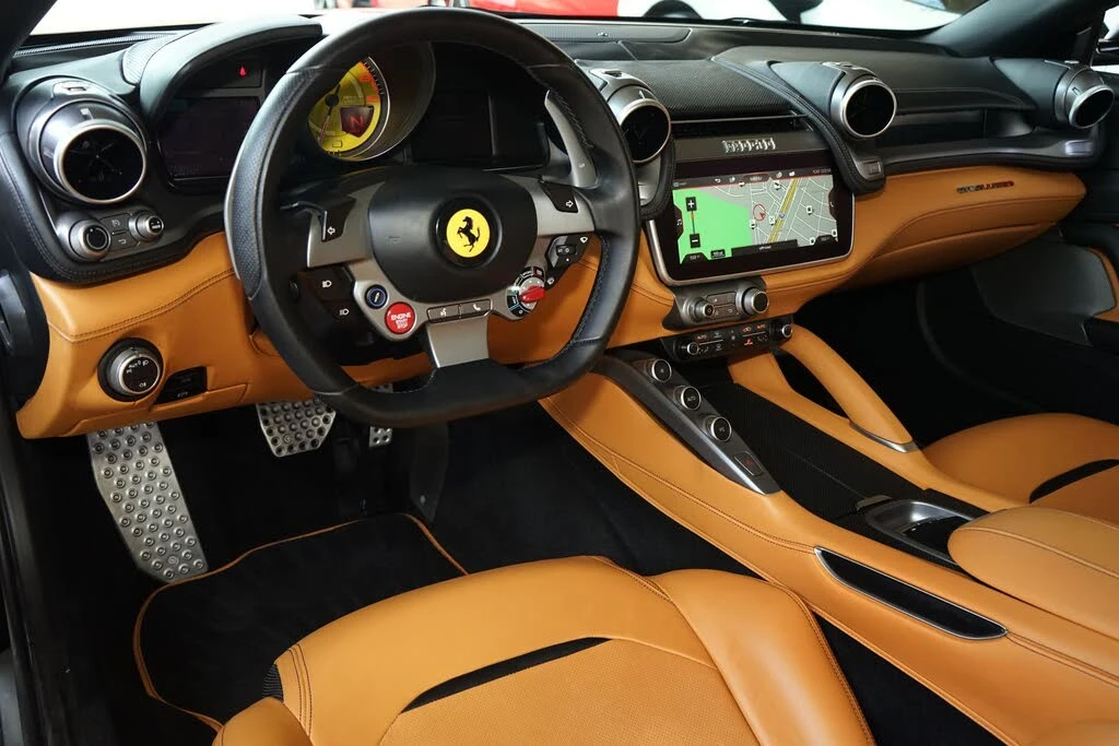 2018 Ferrari GTC4Lusso - Image 9 of 31