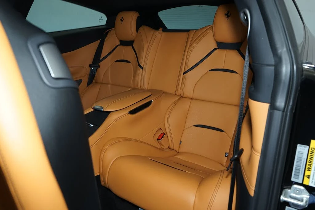 2018 Ferrari GTC4Lusso - Image 24 of 31