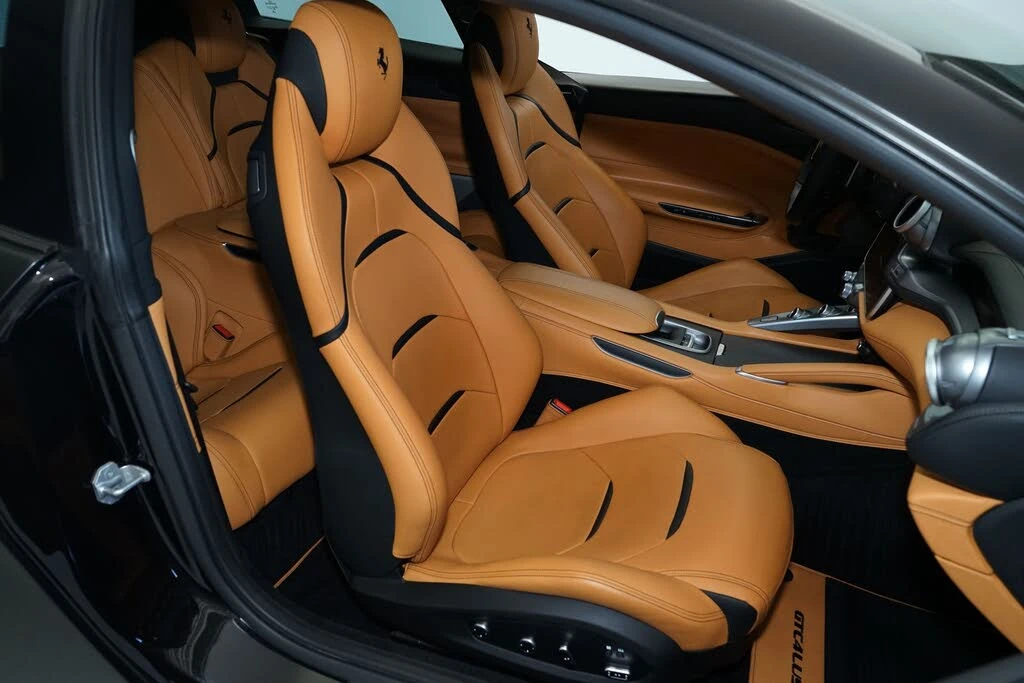 2018 Ferrari GTC4Lusso - Image 11 of 31