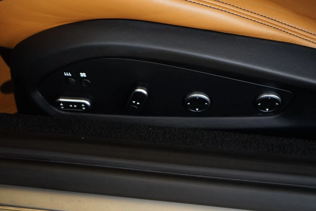 2018 Ferrari GTC4Lusso - Image 28 of 31