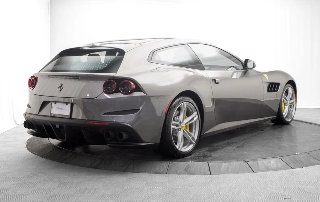 2018 Ferrari GTC4Lusso - Image 3 of 31