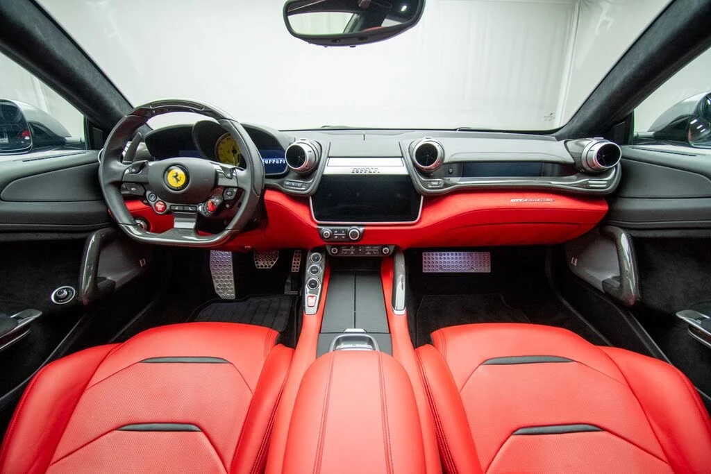 2018 Ferrari GTC4Lusso - Image 10 of 31