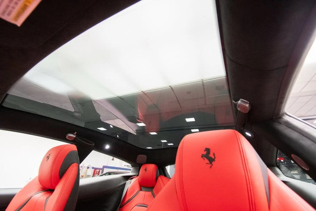 2018 Ferrari GTC4Lusso - Image 17 of 31