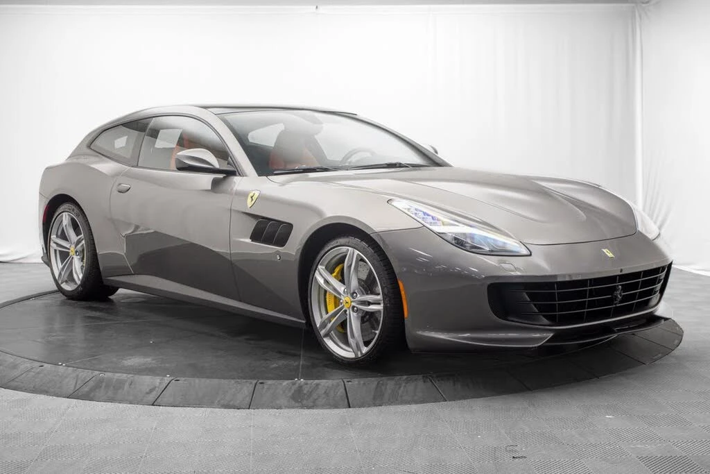 2018 Ferrari GTC4Lusso - Image 9 of 31