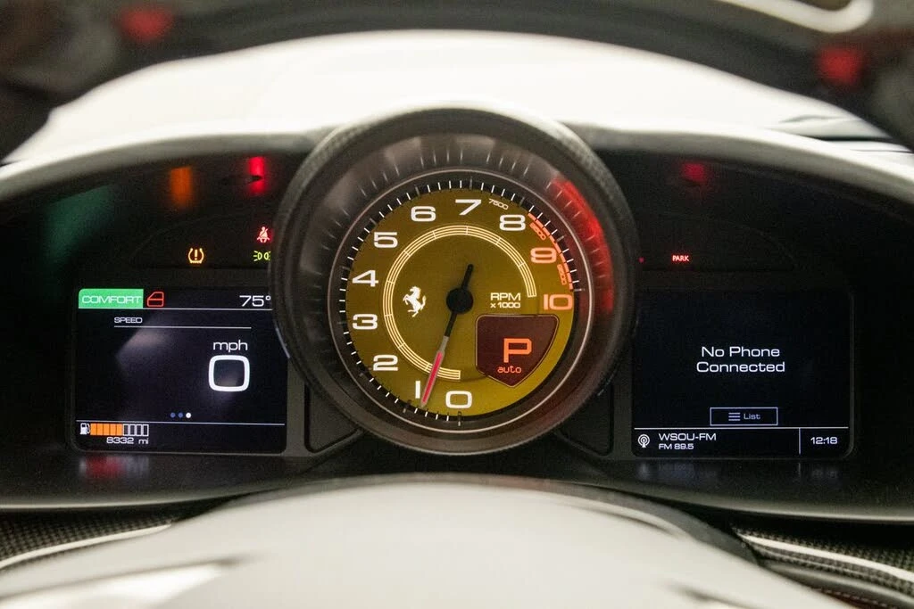2018 Ferrari GTC4Lusso - Image 28 of 31
