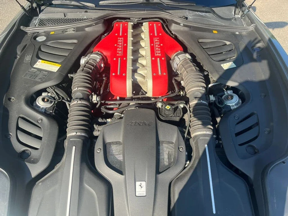 2018 Ferrari GTC4Lusso - Image 26 of 31