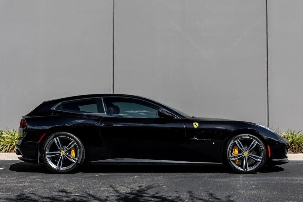 2018 Ferrari GTC4Lusso - Image 5 of 31
