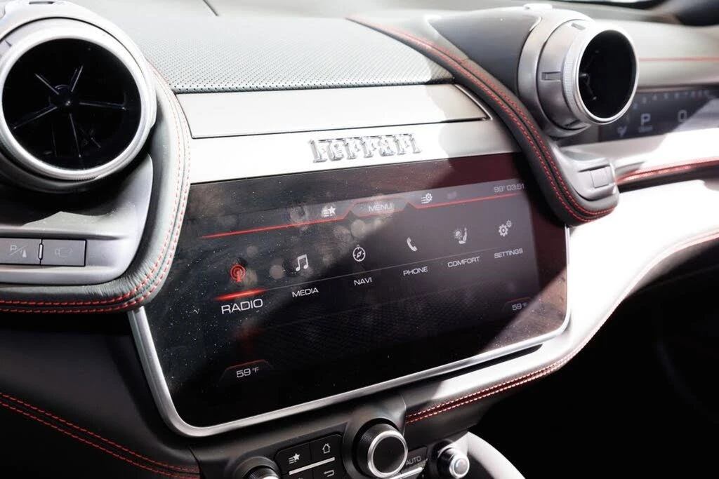2018 Ferrari GTC4Lusso - Image 27 of 31