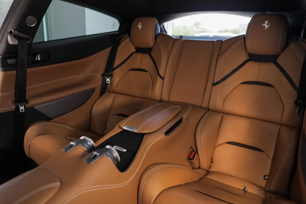 2018 Ferrari GTC4Lusso - Image 18 of 20