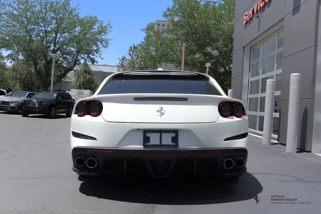 2018 Ferrari GTC4Lusso - Image 4 of 20