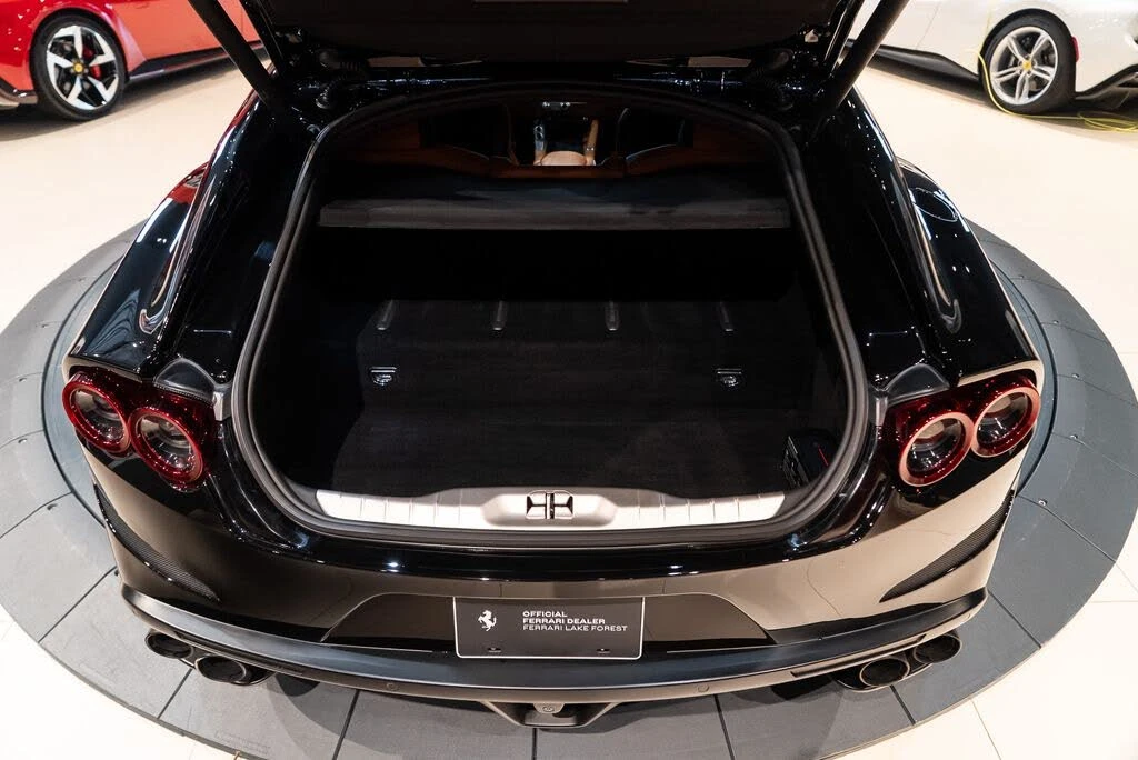 2018 Ferrari GTC4Lusso - Image 23 of 31
