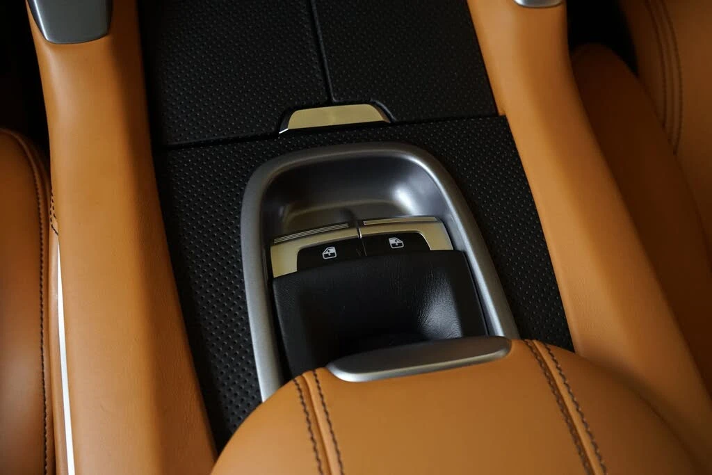 2018 Ferrari GTC4Lusso - Image 21 of 31