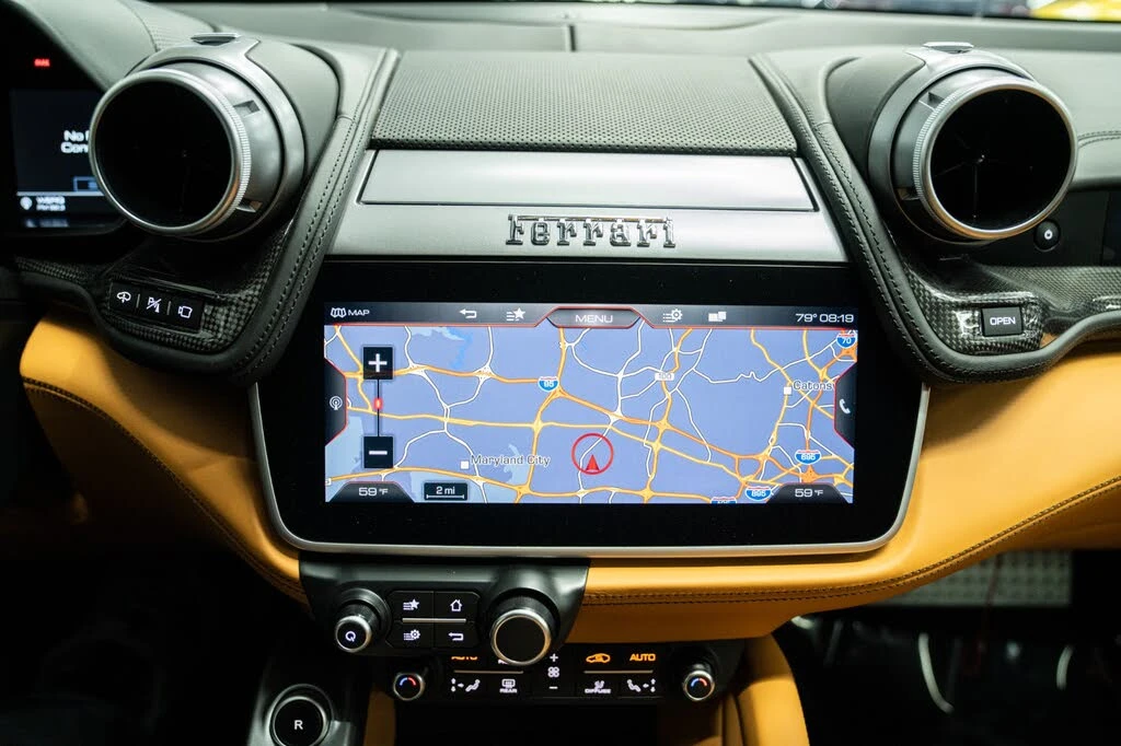 2018 Ferrari GTC4Lusso - Image 16 of 31