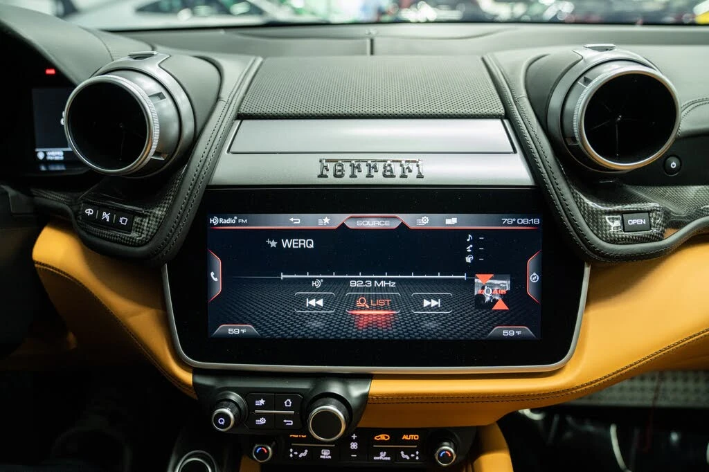2018 Ferrari GTC4Lusso - Image 29 of 31