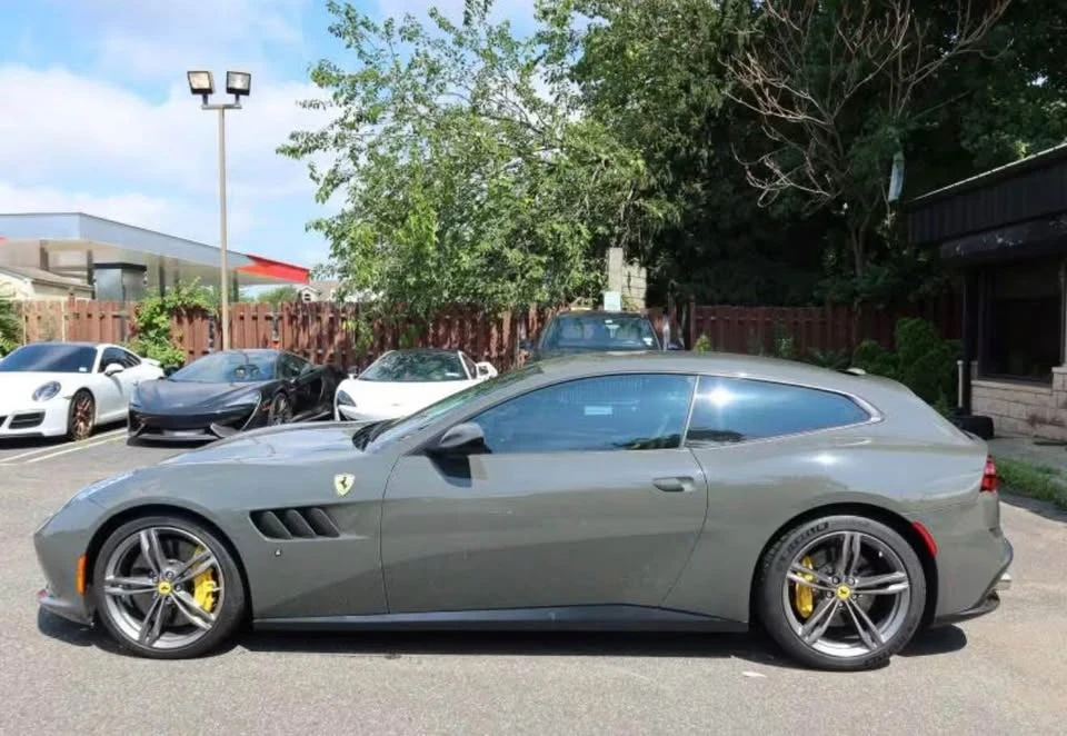 2018 Ferrari GTC4Lusso - Image 3 of 9